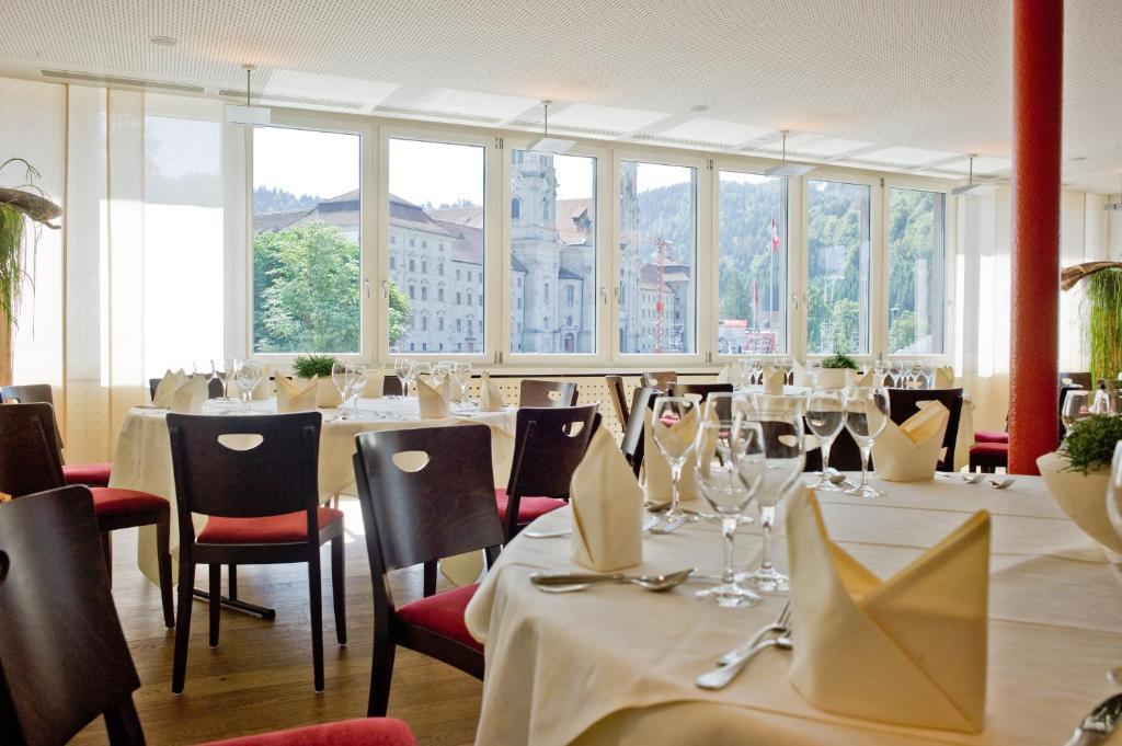 Hotel Drei Koenige 아인지델른 외부 사진